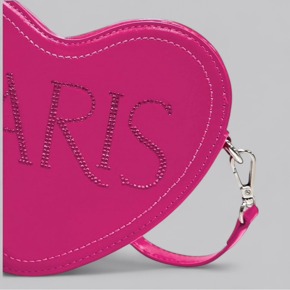Paris Hilton Heart Luv Double Heart Crossbody Purse, Small Zipper Bag, NEW - Picture 4 of 4